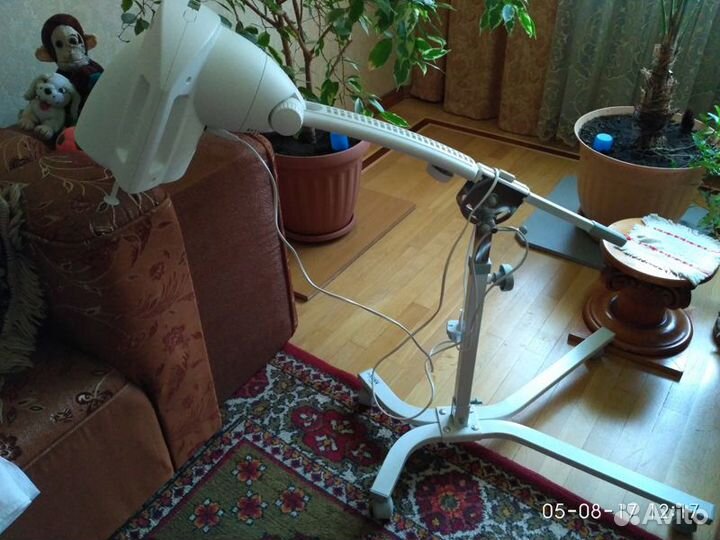 Биоптрон Про 1 Zepter PAG-990 с напольной стойкой