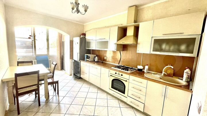 2-к. квартира, 53 м², 2/6 эт.