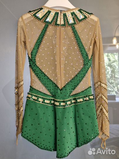 Костюм для фигурного катания