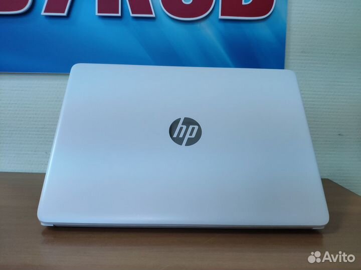 Ультрабук HP / как новый / core i3 / ssd / 8gb