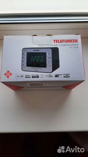 Радиоприемник с будильником Telefunken