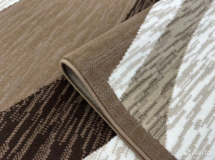 Ковер 3*4 новый, прямой