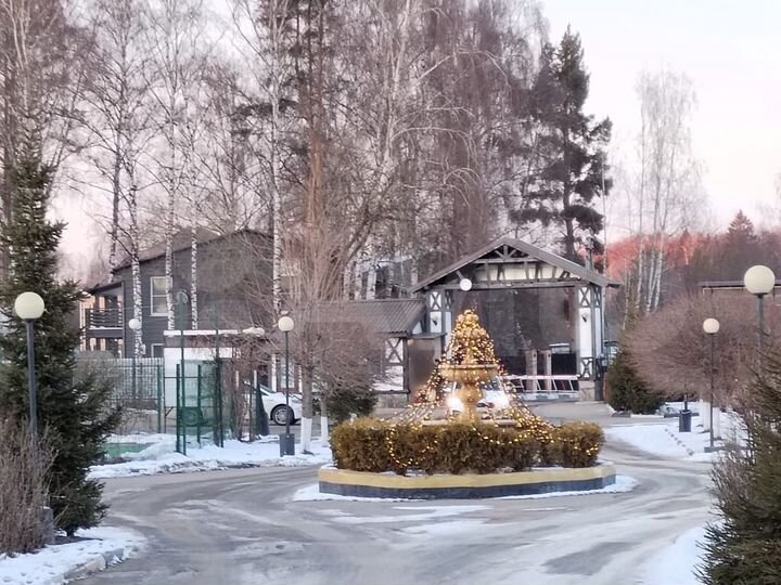 Дом 181 м² на участке 2 сот.