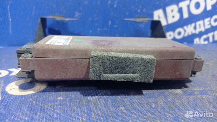 Блок управления телефоном Volkswagen Passat B5