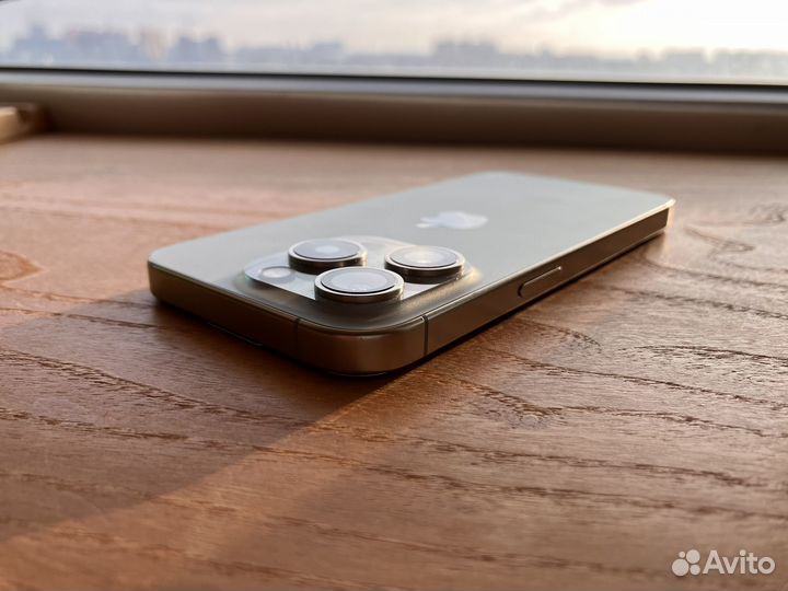 iPhone 15 Pro, 128 ГБ