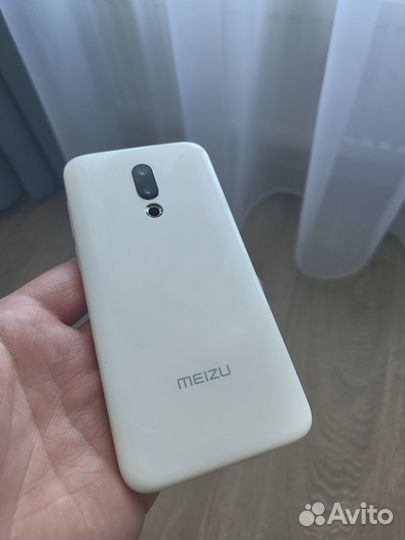 Meizu 16, 6/64 ГБ