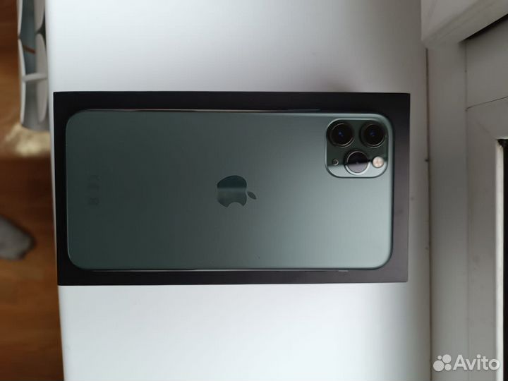 iPhone 11 Pro Max, 64 ГБ