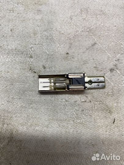 Головка звукоснимателя пьезо и иглодержатели