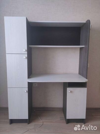 Комьютерный стол