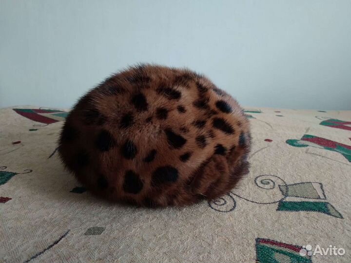 Женские шапки