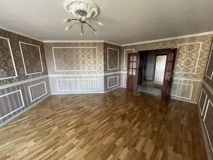 2-к. квартира, 72,3 м², 11/13 эт.