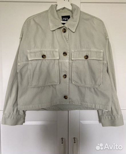 Ветровка Zara