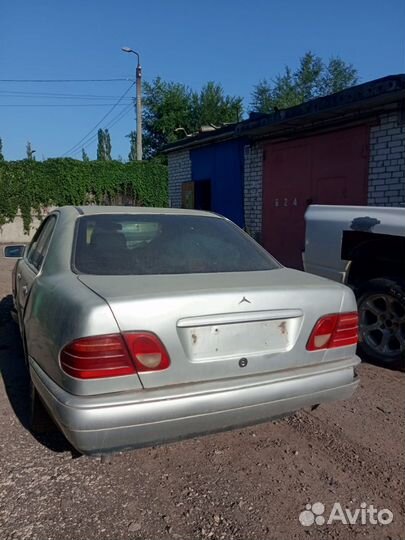 Mercedes-Benz w210 в разборе