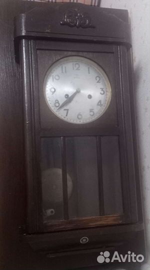Старинные настенные часы с боем Германия