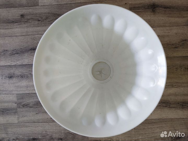 Вазон для цветов