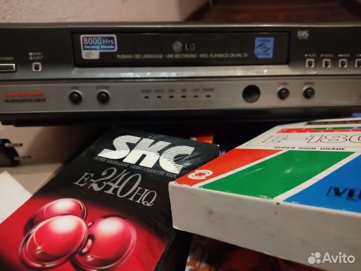 Видеомагнитофон кассеты 30 штук