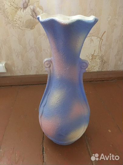 Вазы для цветов и горшки