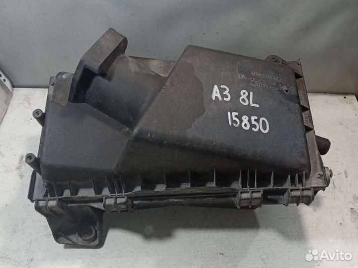 Корпус воздушного фильтра Audi A3 8L купе 1.6 AKM