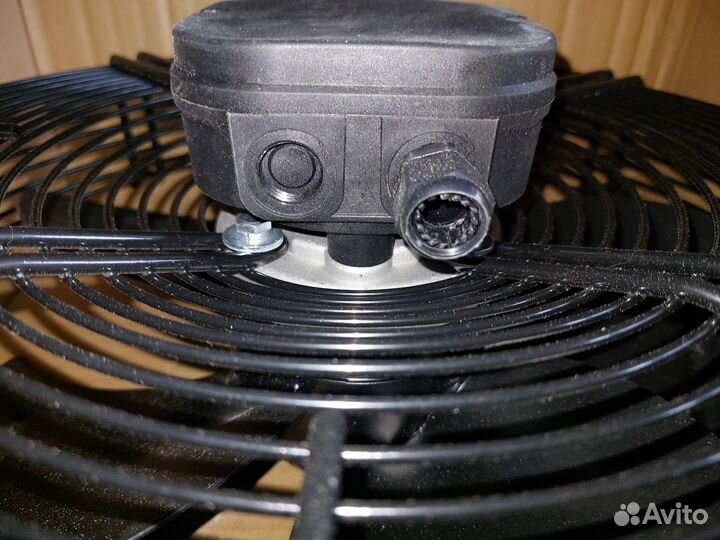 Вентилятор Weiguang YWF4E 350S