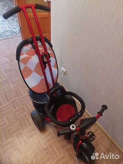 Детский трехколесный велосипед