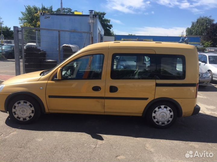 Opel Combo C кузов 2001-2011 на запчасти