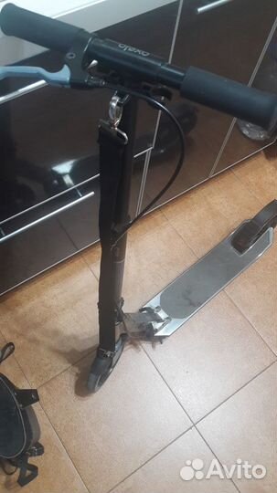 Самокат oxelo с ручным тормозом