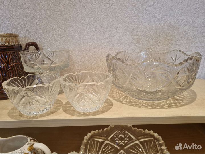 Посуда керамическая, хрустальная