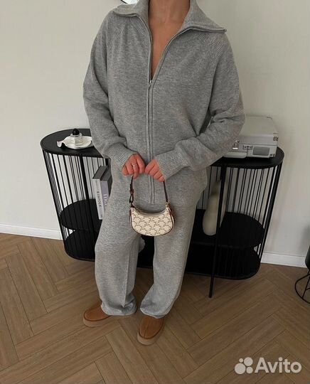 Костюм Manera odevatca