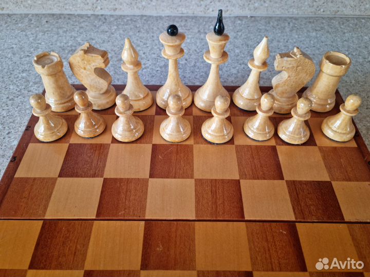 Шахматы деревянные