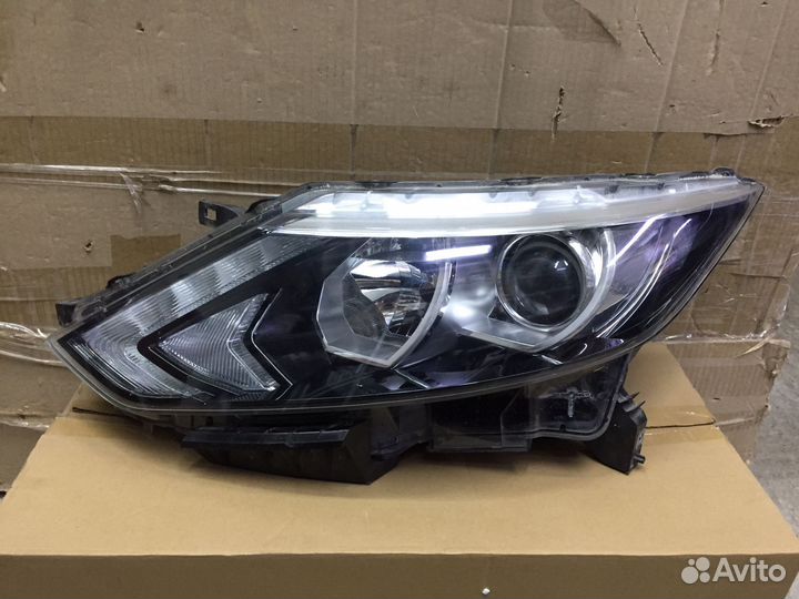 Фара левая Nissan Qashqai II J11R 2013-2023