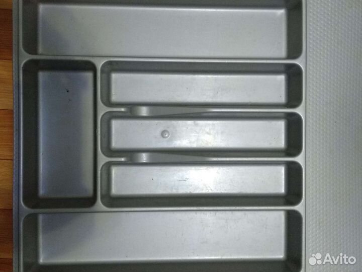 Лоток для столовых приборов