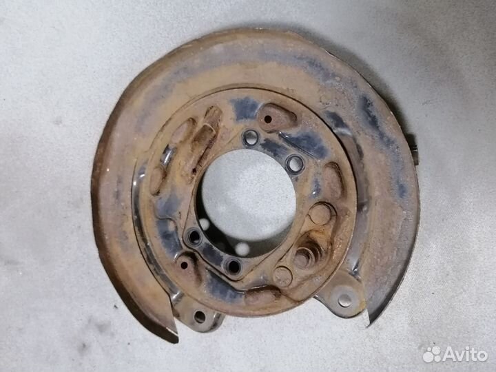 Диск опорный задний левый Mitsubishi Outlander(CU)