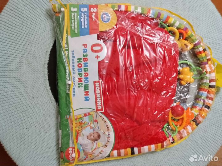 Развивающий коврик новый