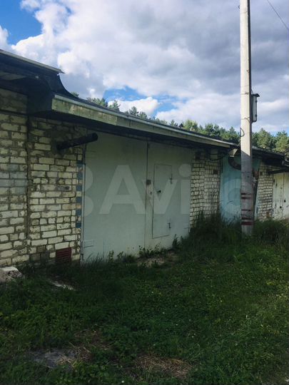 Гараж, > 30 м²