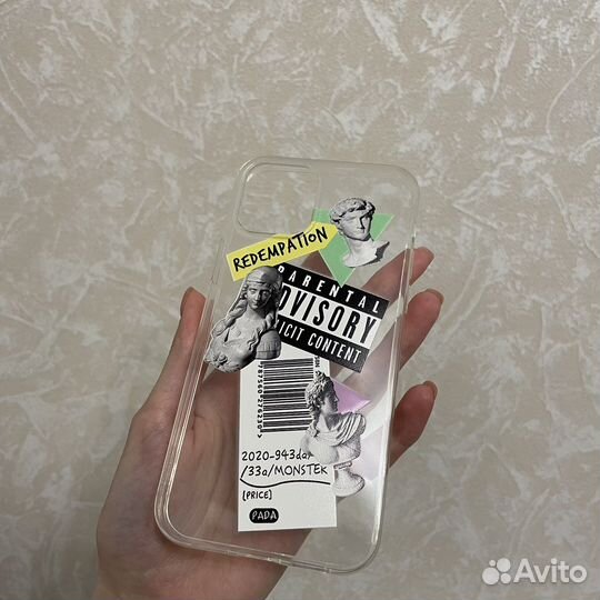 Чехол на iPhone 12