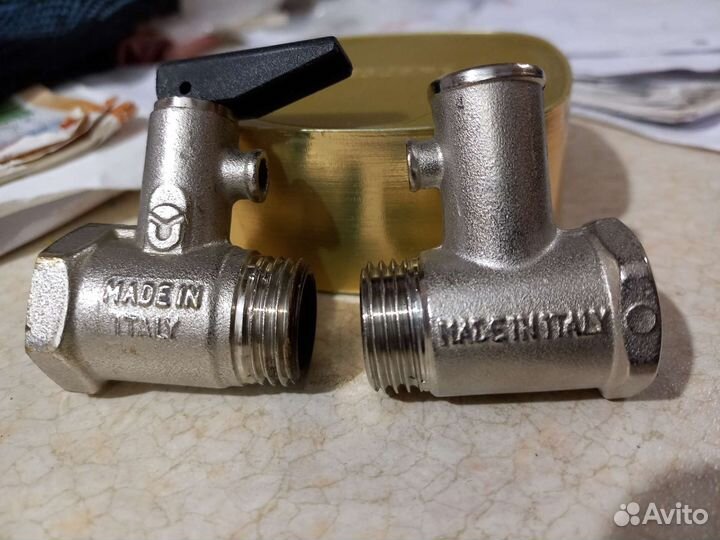 Обратный, предохранительный клапан для бойлера