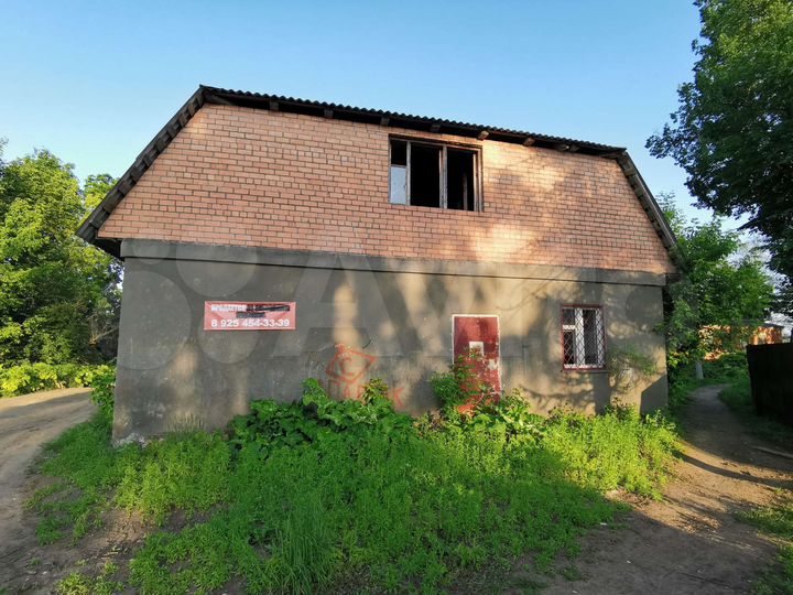 Дом 300 м² на участке 9 сот.