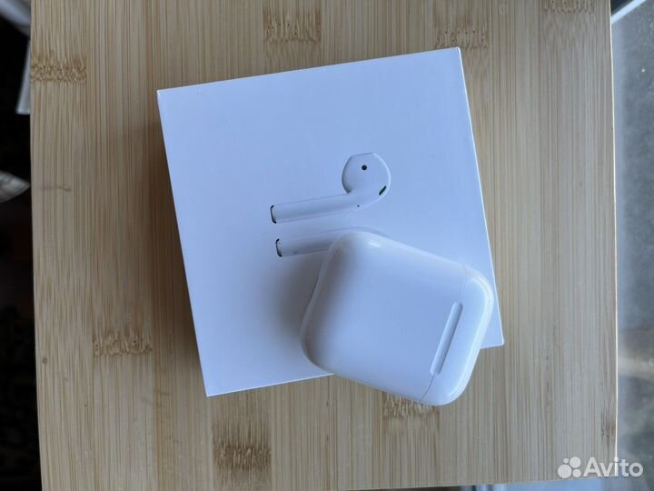 Airpods 2 кейс и наушники