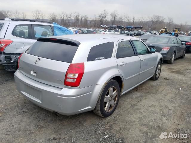 В разборе Dodge Magnum