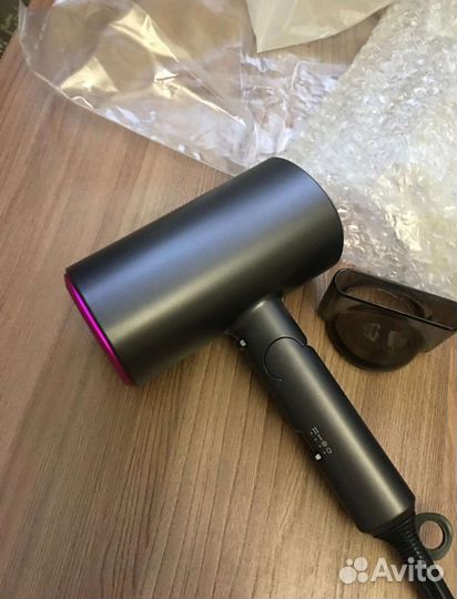 Фен профессиональный