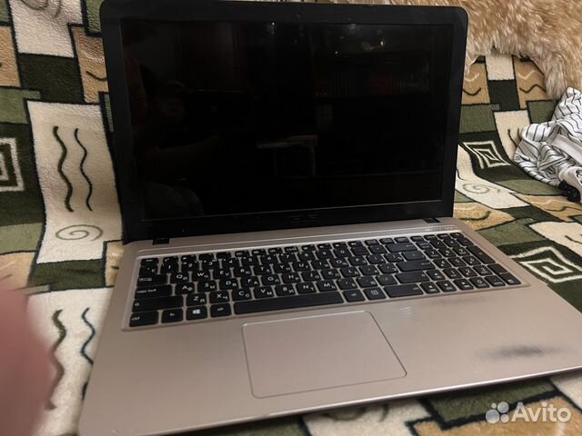 Ноутбук asus