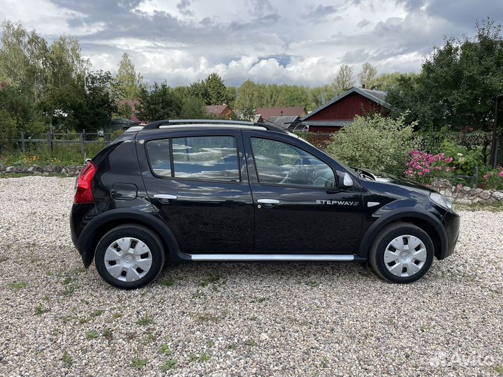 Renault Sandero Stepway, 2012