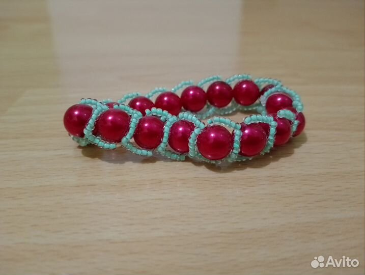 Браслеты ручной работы из бисера