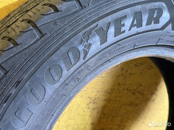Goodyear UltraGrip Cargo 195/75 R16C 107R