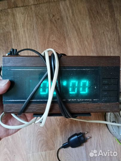 Калькулятор Электроника мк 51+часы СССР