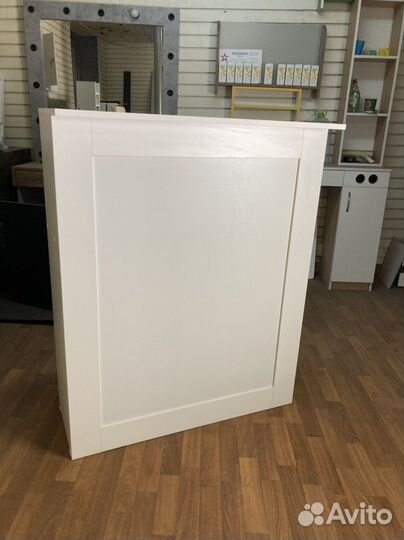 Ресепшн стол новый в наличии