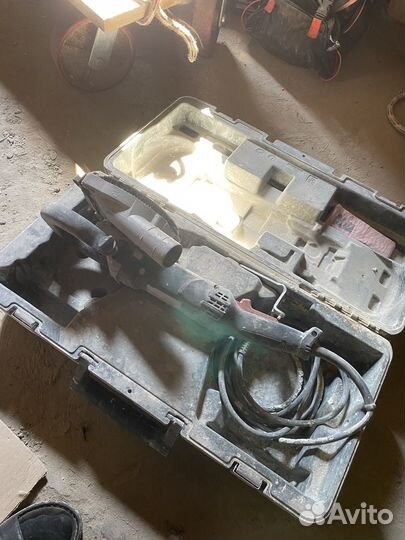 Шлифмашина по бетону metabo