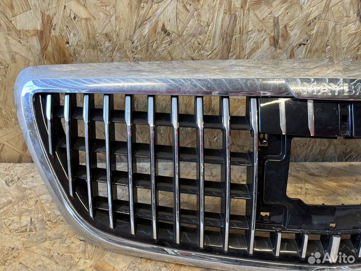Решетка радитора Mercedes W222 Maybach