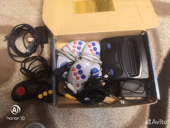 Игровая приставка 16 бит