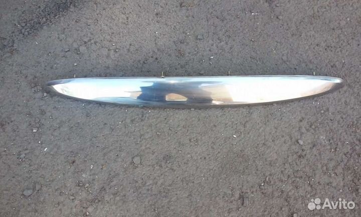 Продам накладку двери багажника на Тойоту дуэт